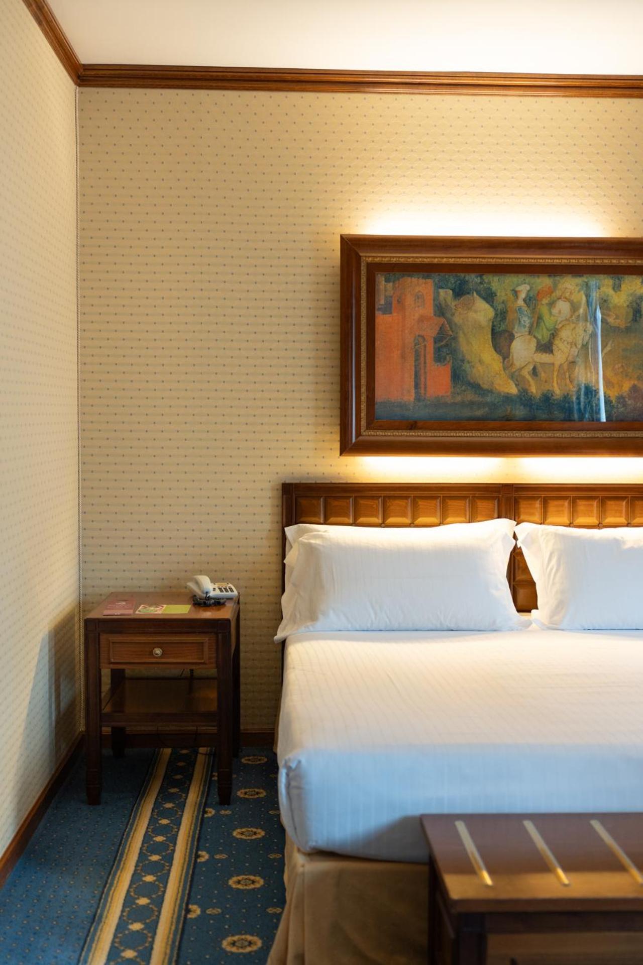 Deluxe Single Room