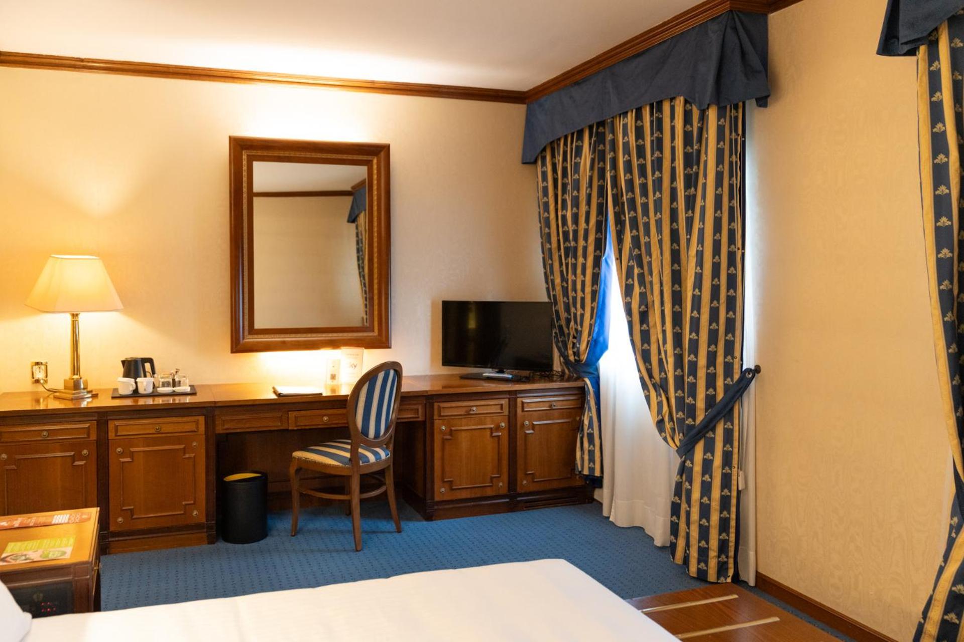 Classic Double Room