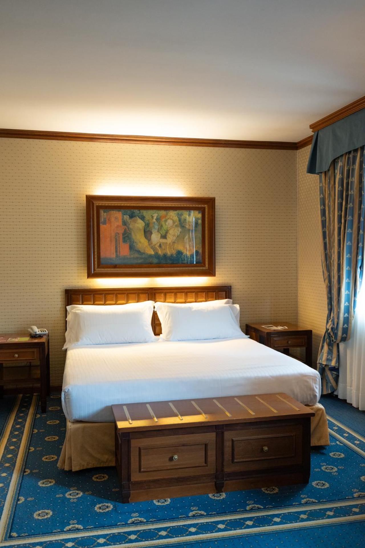 Deluxe Single Room